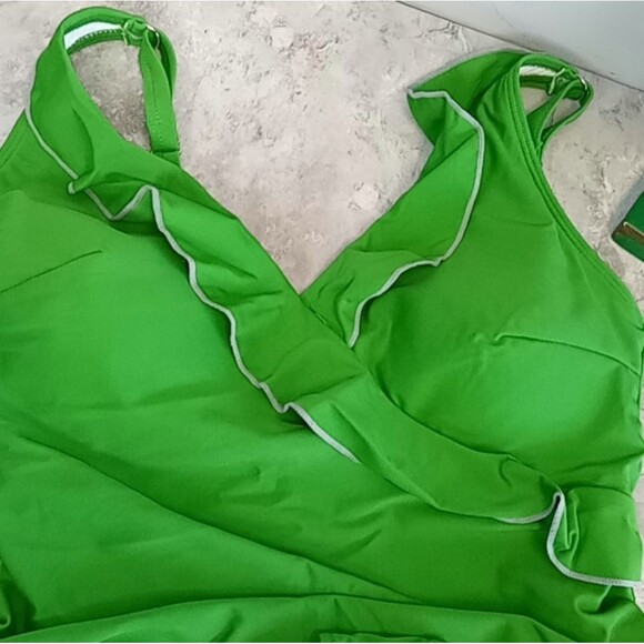 Womens Size XL Tummy Control Slimming Swimwear One Piece Bathing Suit Be… - Picture 7 of 9